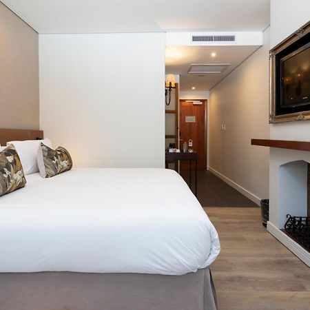 Anew Hotel Hilton Pietermaritzburg Экстерьер фото