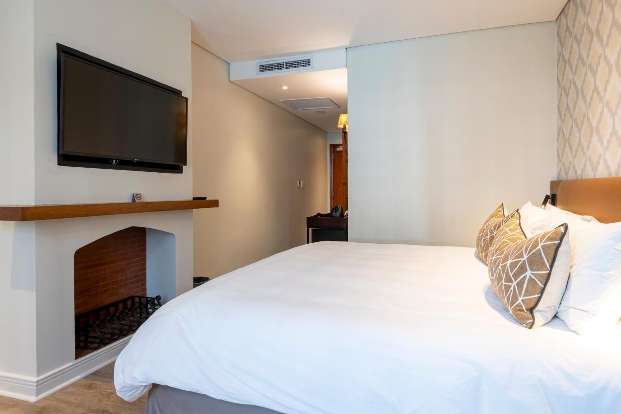 Anew Hotel Hilton Pietermaritzburg Экстерьер фото