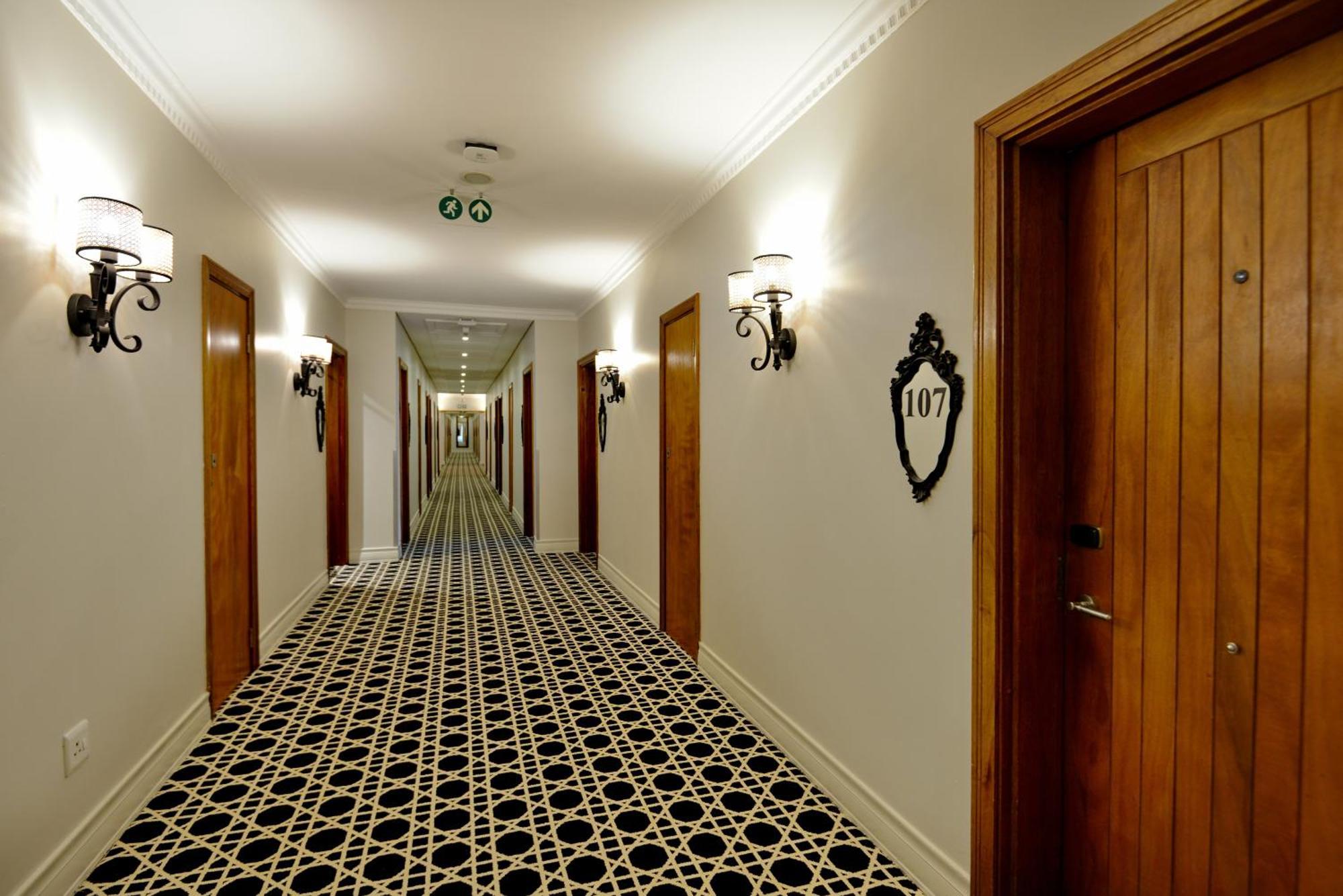 Anew Hotel Hilton Pietermaritzburg Экстерьер фото