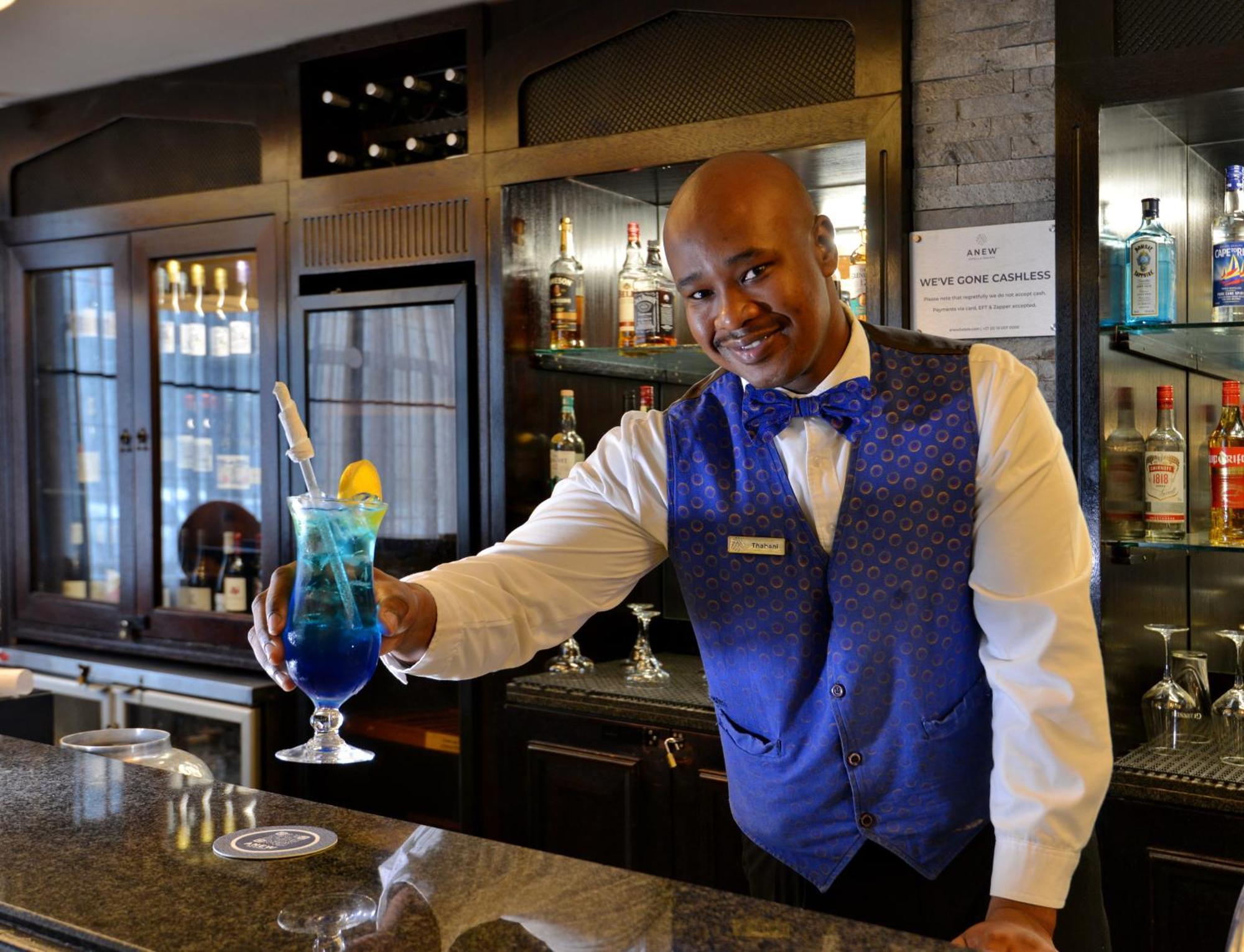 Anew Hotel Hilton Pietermaritzburg Экстерьер фото