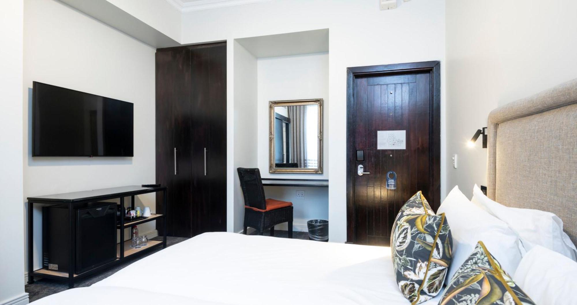Anew Hotel Hilton Pietermaritzburg Экстерьер фото